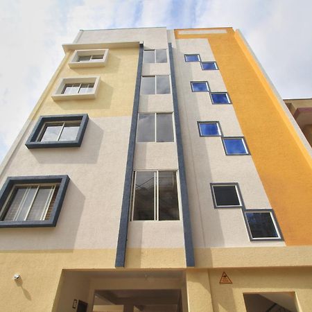 Hotel O Manu Residency Бангалор Экстерьер фото