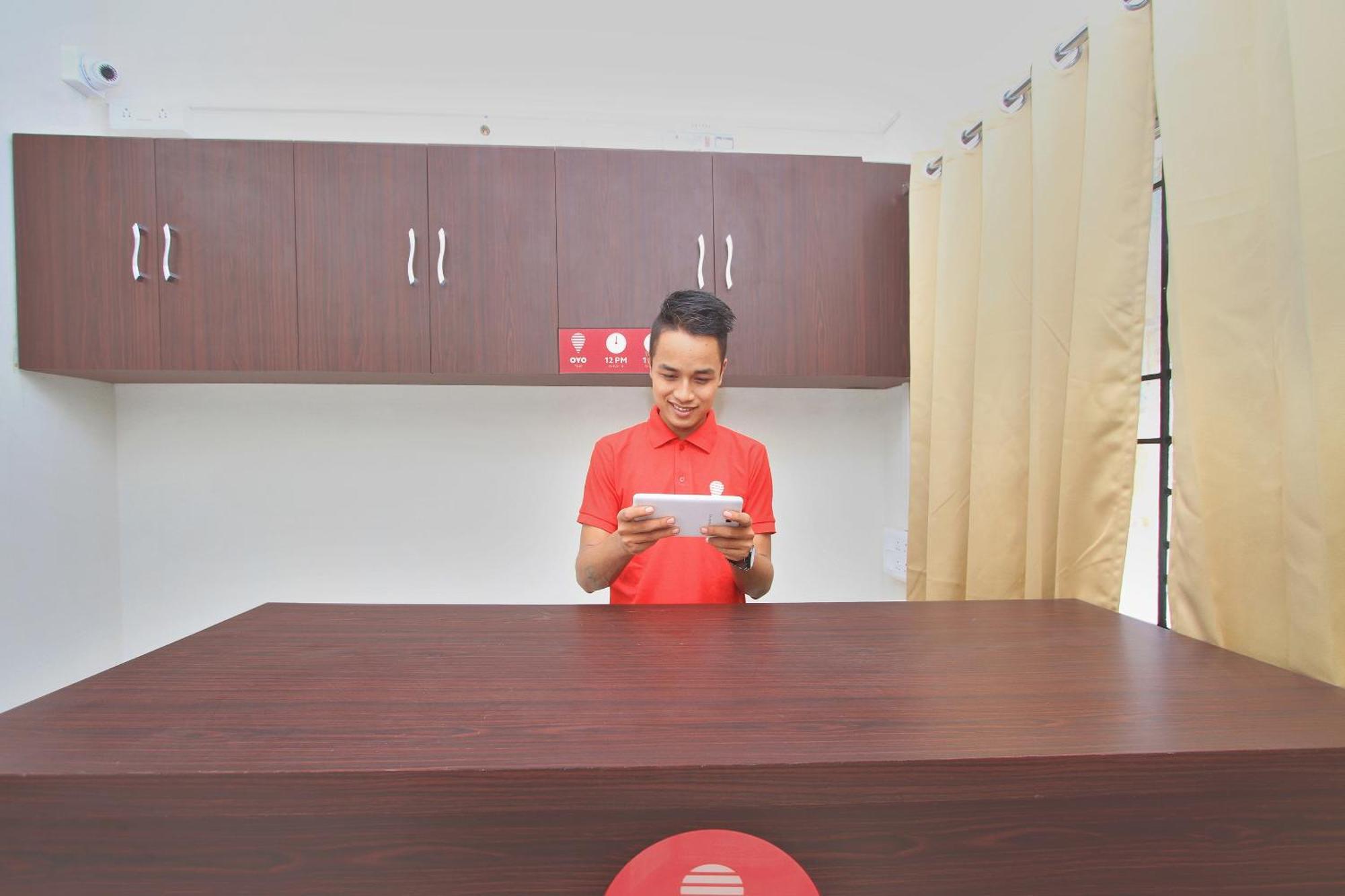 Hotel O Manu Residency Бангалор Экстерьер фото