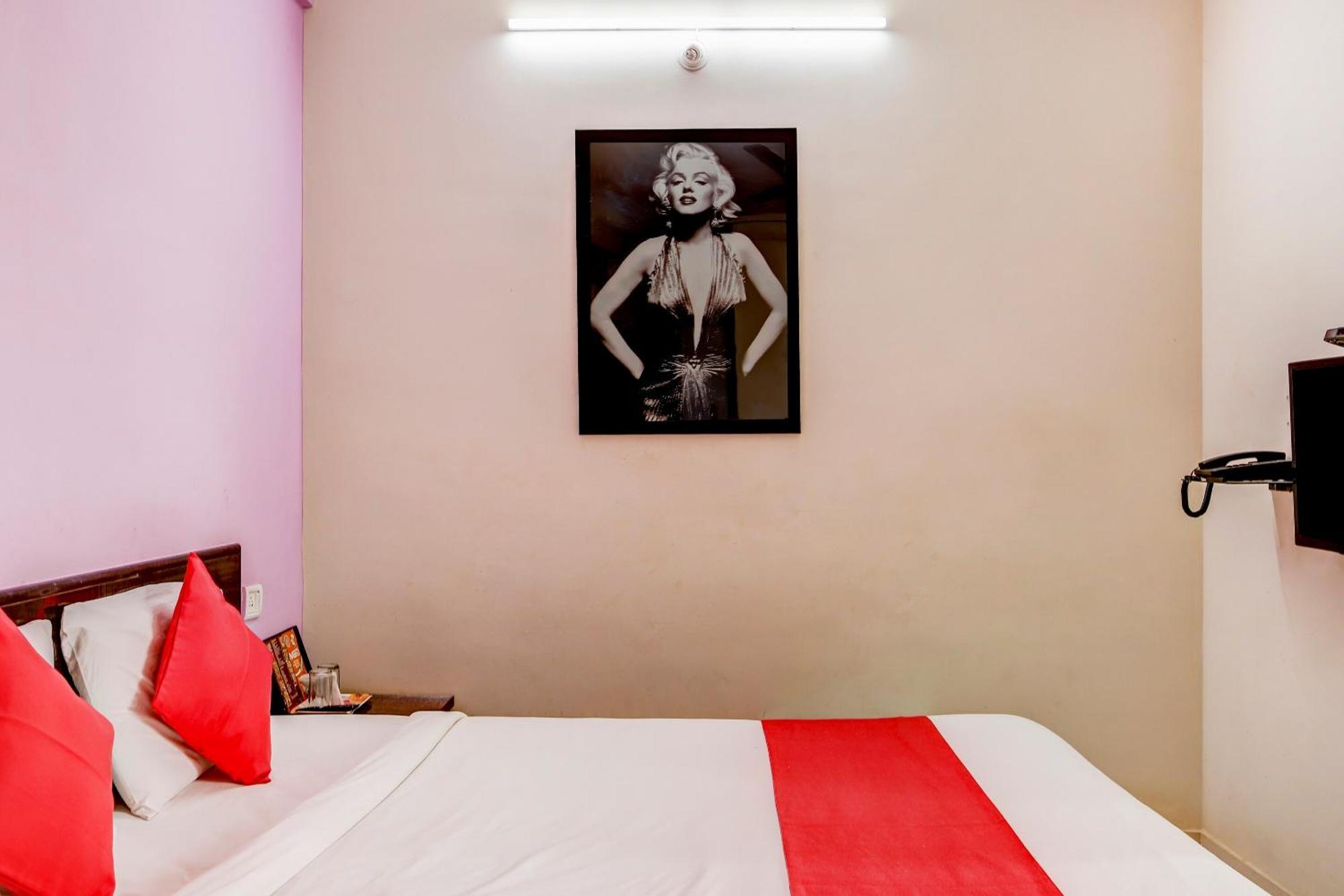 Hotel O Manu Residency Бангалор Экстерьер фото