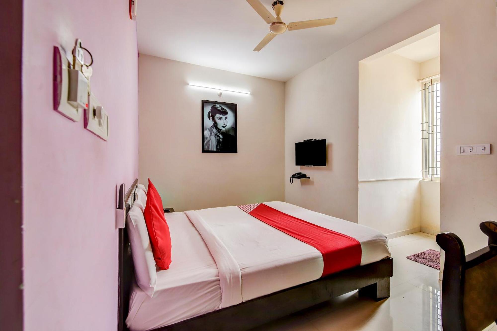 Hotel O Manu Residency Бангалор Экстерьер фото