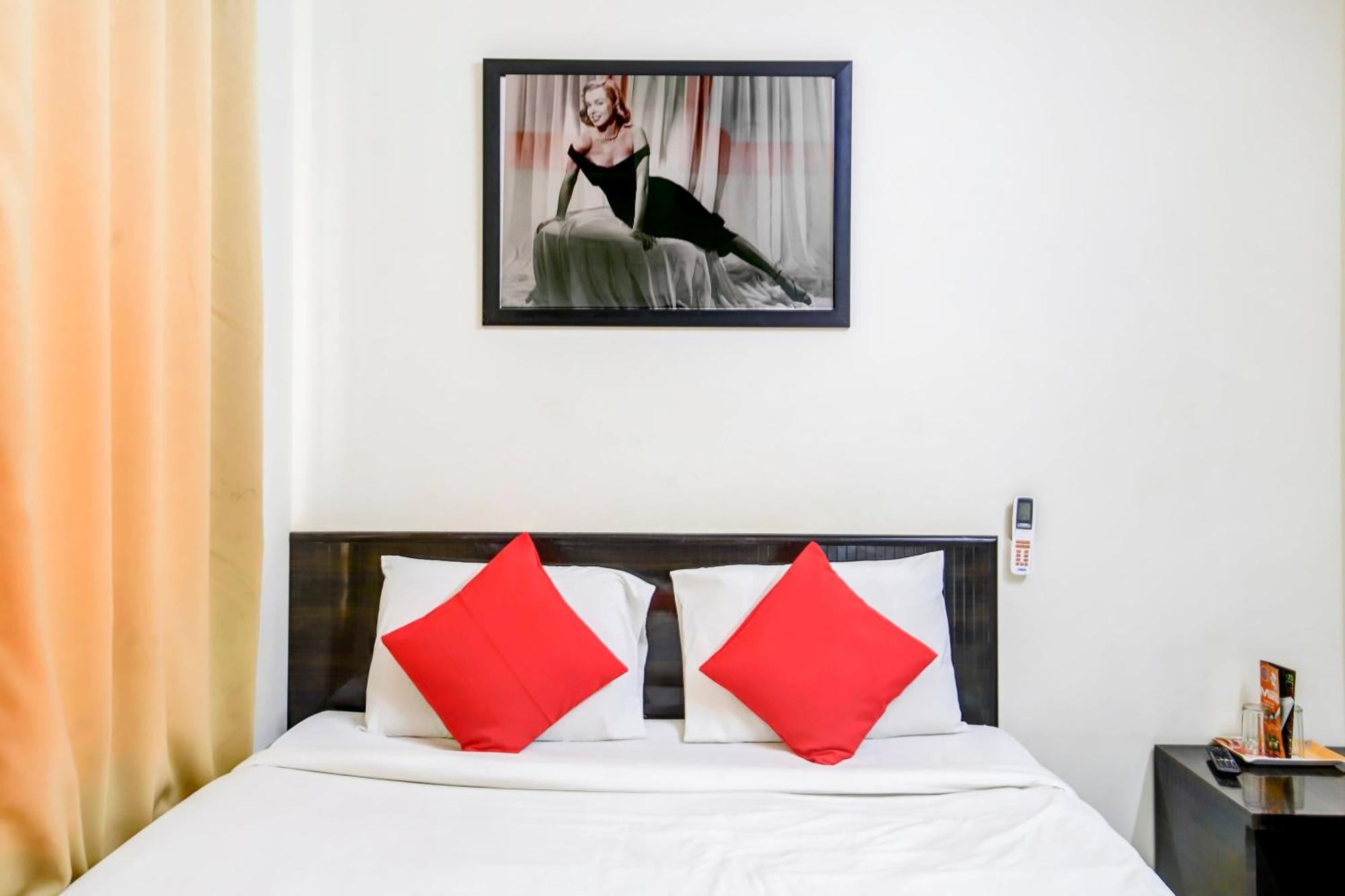 Hotel O Manu Residency Бангалор Экстерьер фото