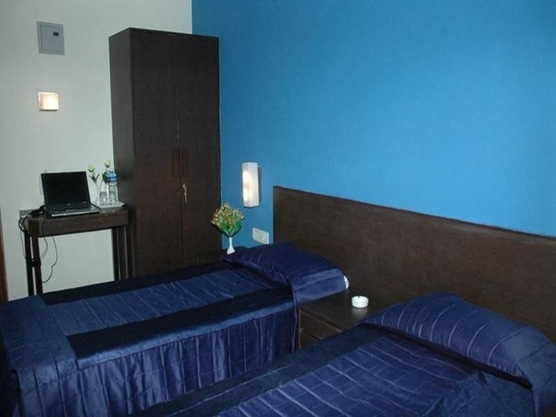 Hotel O Manu Residency Бангалор Экстерьер фото